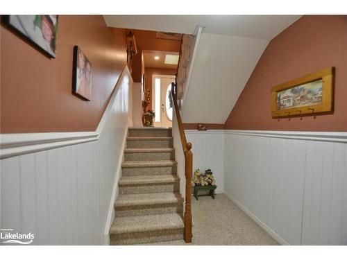 97 Glen Eton Road, Wasaga Beach, ON - Indoor Photo Showing Other Room