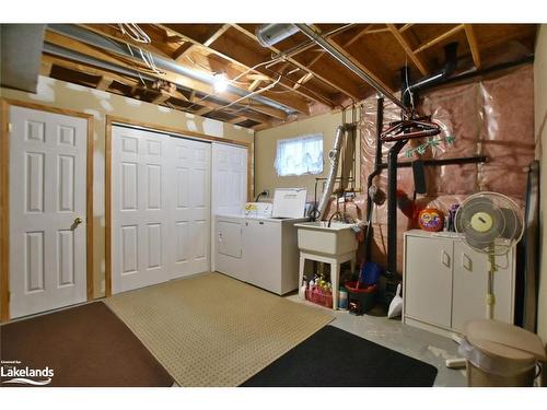 97 Glen Eton Road, Wasaga Beach, ON - Indoor Photo Showing Laundry Room