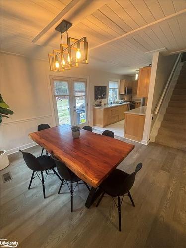 1081 Springdale Park Road, Bracebridge, ON - Indoor Photo Showing Dining Room