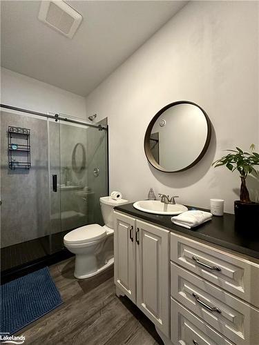 2A West Steet, Port Carling, ON - Indoor Photo Showing Bathroom