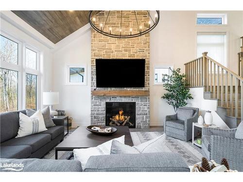 176 Springside Crescent Crescent, The Blue Mountains, ON - Indoor Photo Showing Living Room With Fireplace