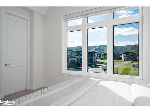 176 Springside Crescent Crescent, The Blue Mountains, ON - Indoor Photo Showing Bedroom