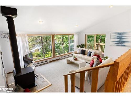 12 Linda Lane W, Carling, ON - Indoor Photo Showing Living Room