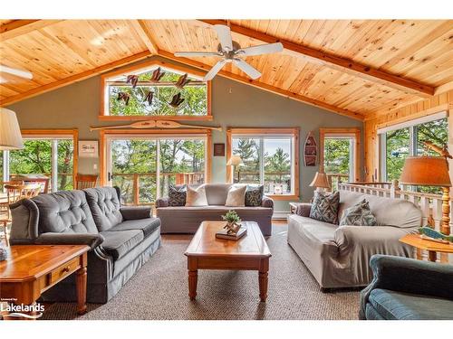 48 Fred Dubie Road E, Parry Sound, ON - Indoor Photo Showing Living Room