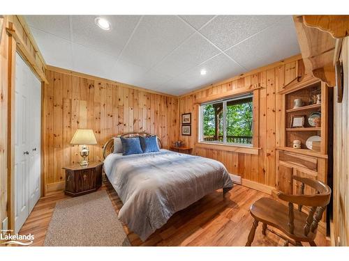 48 Fred Dubie Road E, Parry Sound, ON - Indoor Photo Showing Bedroom