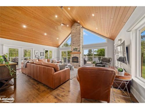 1645 Highway 518 East, Kearney, ON - Indoor Photo Showing Living Room With Fireplace