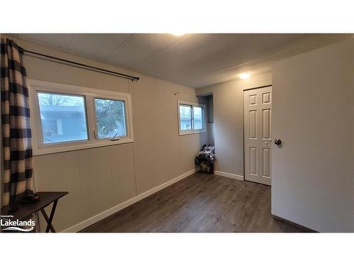 50 Georgian Glen Drive, Wasaga Beach, ON - Indoor Photo Showing Other Room