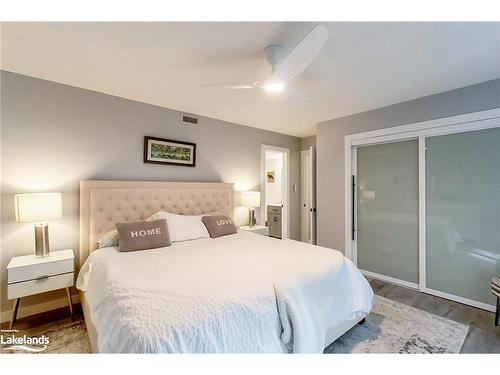 410 Mariners Way, Collingwood, ON - Indoor Photo Showing Bedroom