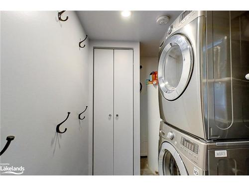 410 Mariners Way, Collingwood, ON - Indoor Photo Showing Laundry Room