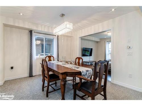 55 Hatton Drive, Penetanguishene, ON - Indoor Photo Showing Dining Room