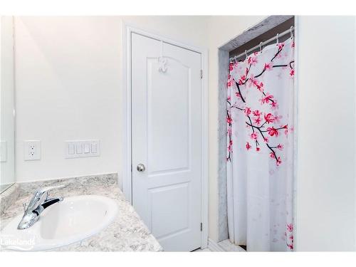 55 Hatton Drive, Penetanguishene, ON - Indoor Photo Showing Bathroom