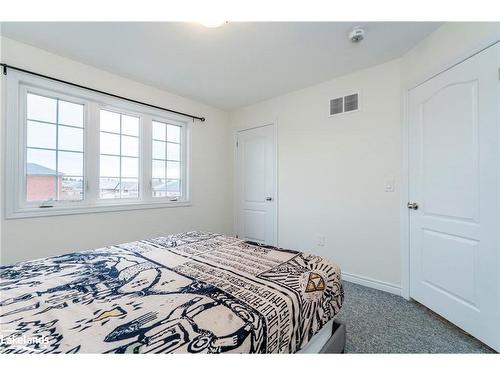 55 Hatton Drive, Penetanguishene, ON - Indoor Photo Showing Bedroom