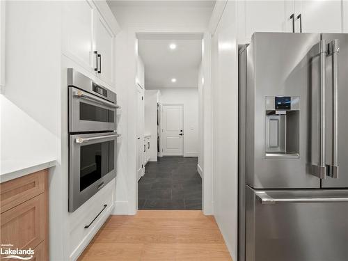 1778 Warminster Sideroad, Oro-Medonte, ON - Indoor Photo Showing Kitchen