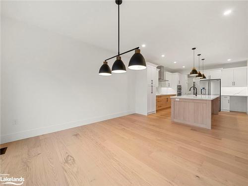 1778 Warminster Sideroad, Oro-Medonte, ON - Indoor Photo Showing Kitchen