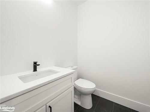 1778 Warminster Sideroad, Oro-Medonte, ON - Indoor Photo Showing Bathroom