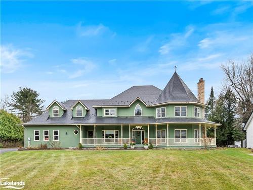 75 Glendale Road, Bracebridge, ON - Outdoor With Deck Patio Veranda With Facade