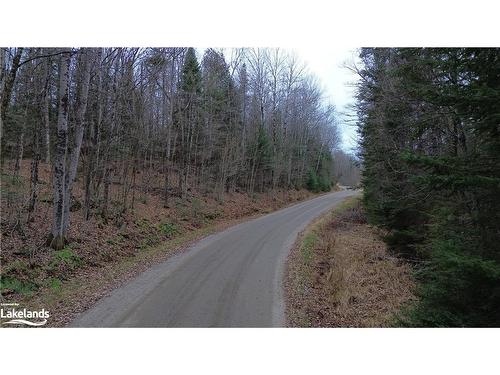 - Coumbs Road, Haliburton, ON 