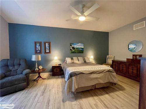 1 Prestwick Drive Drive, Huntsville, ON - Indoor Photo Showing Bedroom