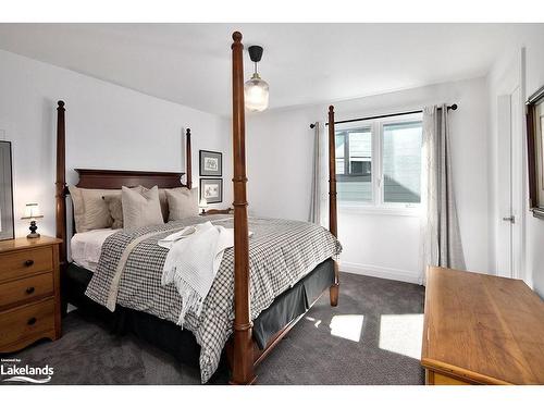 104 Clippers Lane, Thornbury, ON - Indoor Photo Showing Bedroom