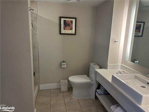 5116/5118-9 Harbour Street E, Collingwood, ON - Indoor Photo Showing Bathroom