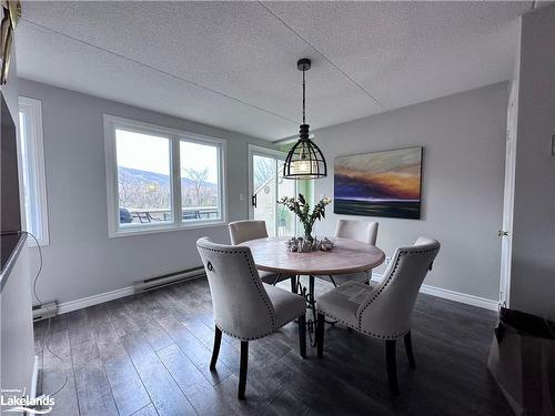 206-107 Wintergreen Place, The Blue Mountains, ON - Indoor Photo Showing Dining Room