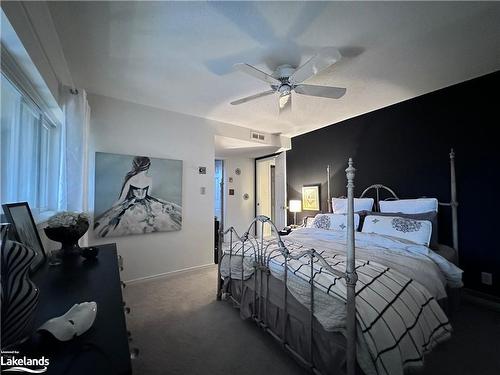 206-107 Wintergreen Place, The Blue Mountains, ON - Indoor Photo Showing Bedroom