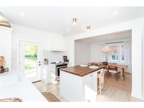 348 First Street, Midland, ON - Indoor Photo Showing Kitchen