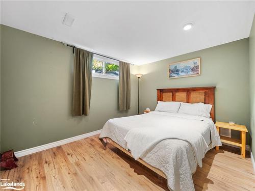 1859 Warminster Sideroad, Oro-Medonte, ON - Indoor Photo Showing Bedroom