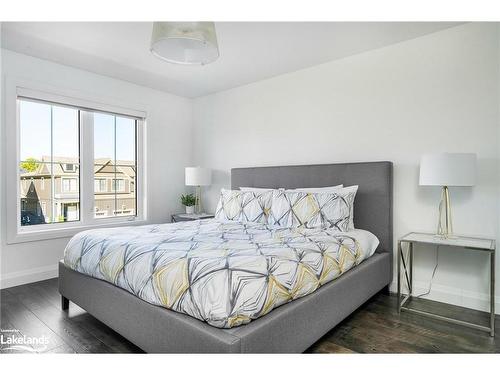 170 Yellow Birch Crescent, The Blue Mountains, ON - Indoor Photo Showing Bedroom