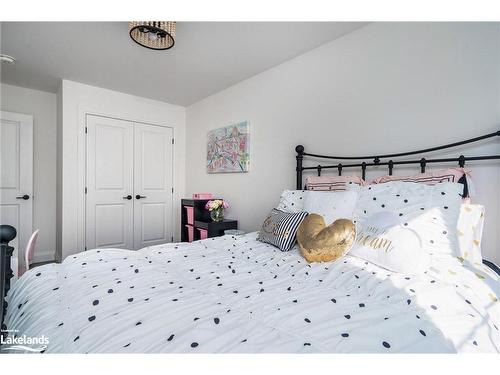 170 Yellow Birch Crescent, The Blue Mountains, ON - Indoor Photo Showing Bedroom