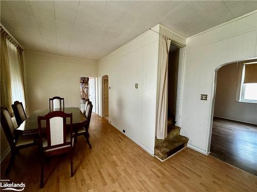 563 7Th Avenue, Hanover, ON - Indoor Photo Showing Dining Room