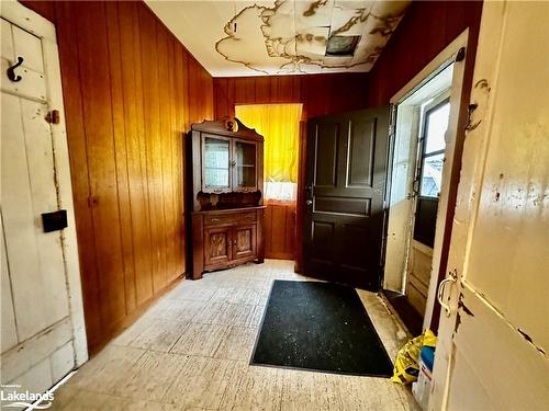 563 7Th Avenue, Hanover, ON - Indoor Photo Showing Other Room