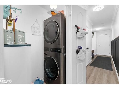 201-112 Simcoe Road, Bradford, ON - Indoor Photo Showing Laundry Room