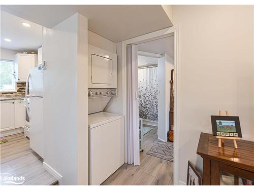 4693 Daniel Street, Ramara, ON - Indoor Photo Showing Laundry Room