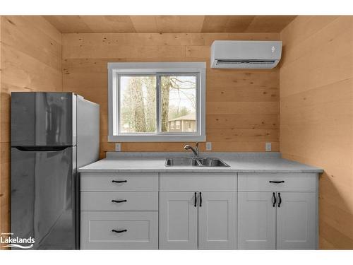 4027 Glen Cedar Drive, Ramara, ON - Indoor Photo Showing Kitchen With Double Sink