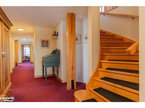 496083 Grey  2 Road, The Blue Mountains, ON - Indoor Photo Showing Other Room