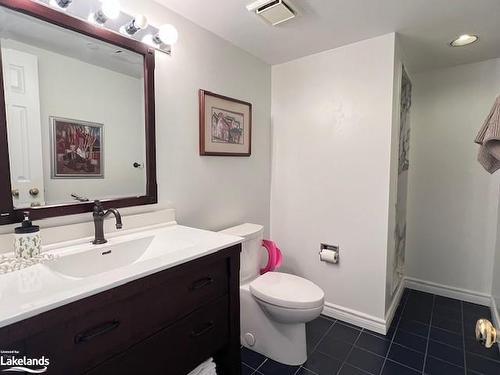 106-169 Jozo Weider Boulevard, The Blue Mountains, ON - Indoor Photo Showing Bathroom