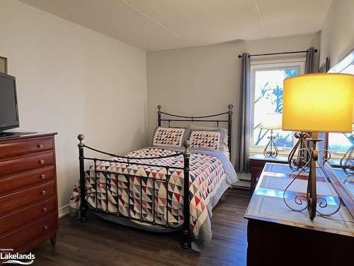 106-169 Jozo Weider Boulevard, The Blue Mountains, ON - Indoor Photo Showing Bedroom