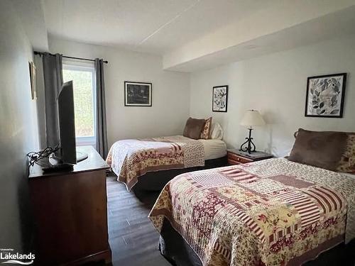 106-169 Jozo Weider Boulevard, The Blue Mountains, ON - Indoor Photo Showing Bedroom