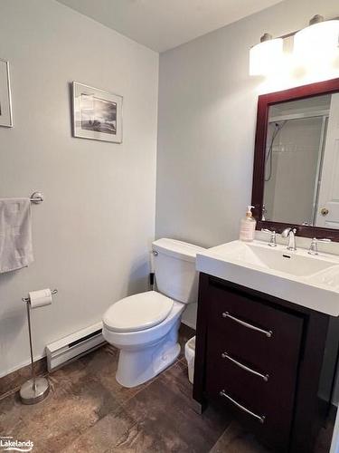 106-169 Jozo Weider Boulevard, The Blue Mountains, ON - Indoor Photo Showing Bathroom