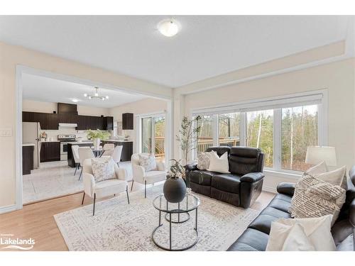 141 Allegra Drive, Wasaga Beach, ON - Indoor Photo Showing Living Room