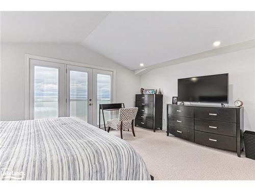 15-209707 Highway 26 Highway, The Blue Mountains, ON - Indoor Photo Showing Bedroom