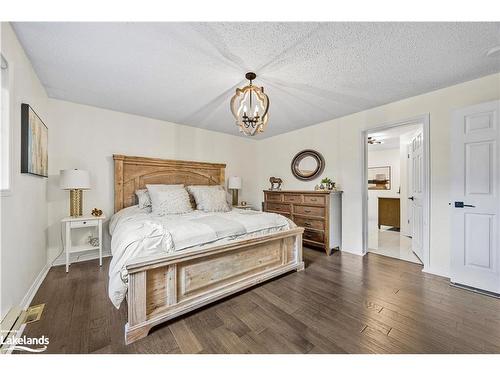 295 Eliza Street, Meaford, ON - Indoor Photo Showing Bedroom