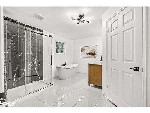 295 Eliza Street, Meaford, ON - Indoor Photo Showing Bathroom