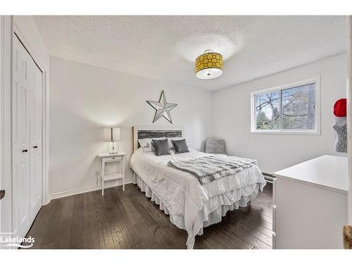 295 Eliza Street, Meaford, ON - Indoor Photo Showing Bedroom