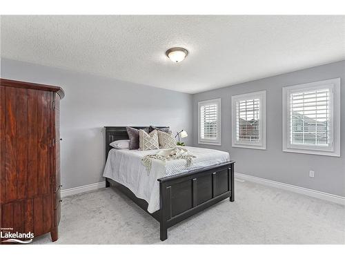 31 Gilpin Crescent, Collingwood, ON - Indoor Photo Showing Bedroom