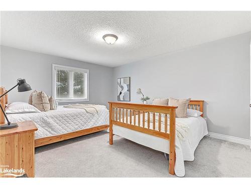 31 Gilpin Crescent, Collingwood, ON - Indoor Photo Showing Bedroom