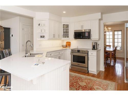 48 Estate Drive, Port Carling, ON - Indoor Photo Showing Kitchen With Upgraded Kitchen