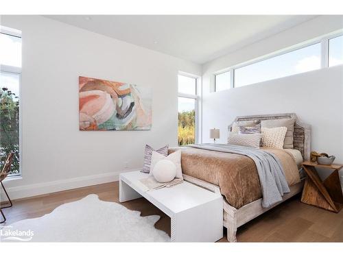 109 Pheasant Run, The Blue Mountains, ON - Indoor Photo Showing Bedroom