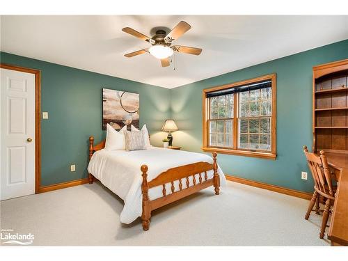 6123  27/28 Nottawasaga Sideroad, Stayner, ON - Indoor Photo Showing Bedroom